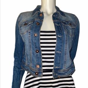H&M  Women’s Cropped Blue Wash Denim Jacket